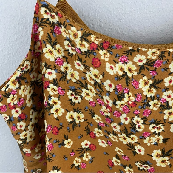 Free People • Let Me Love Cami - Picture 4 of 11